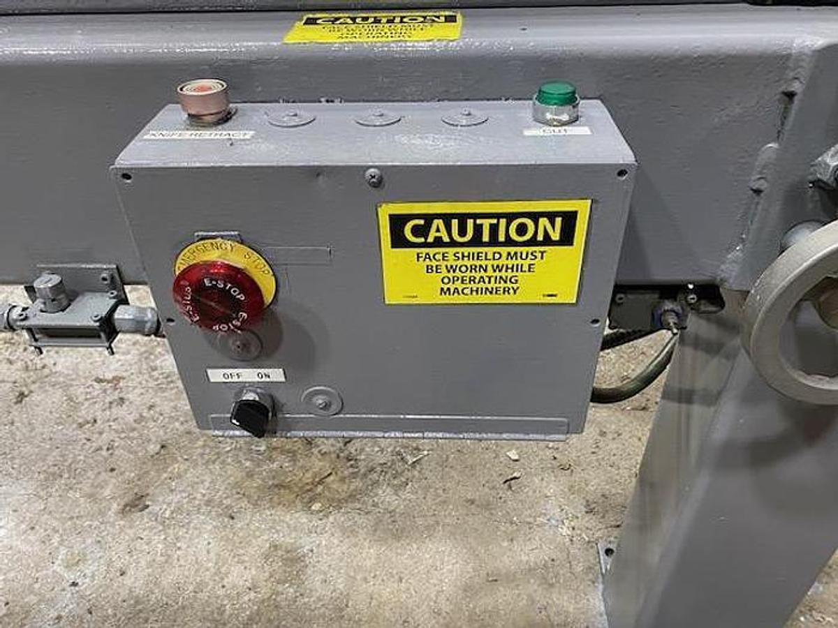 Used Appleton D21SH1010 120" Core Cutter, 3" Mandrel