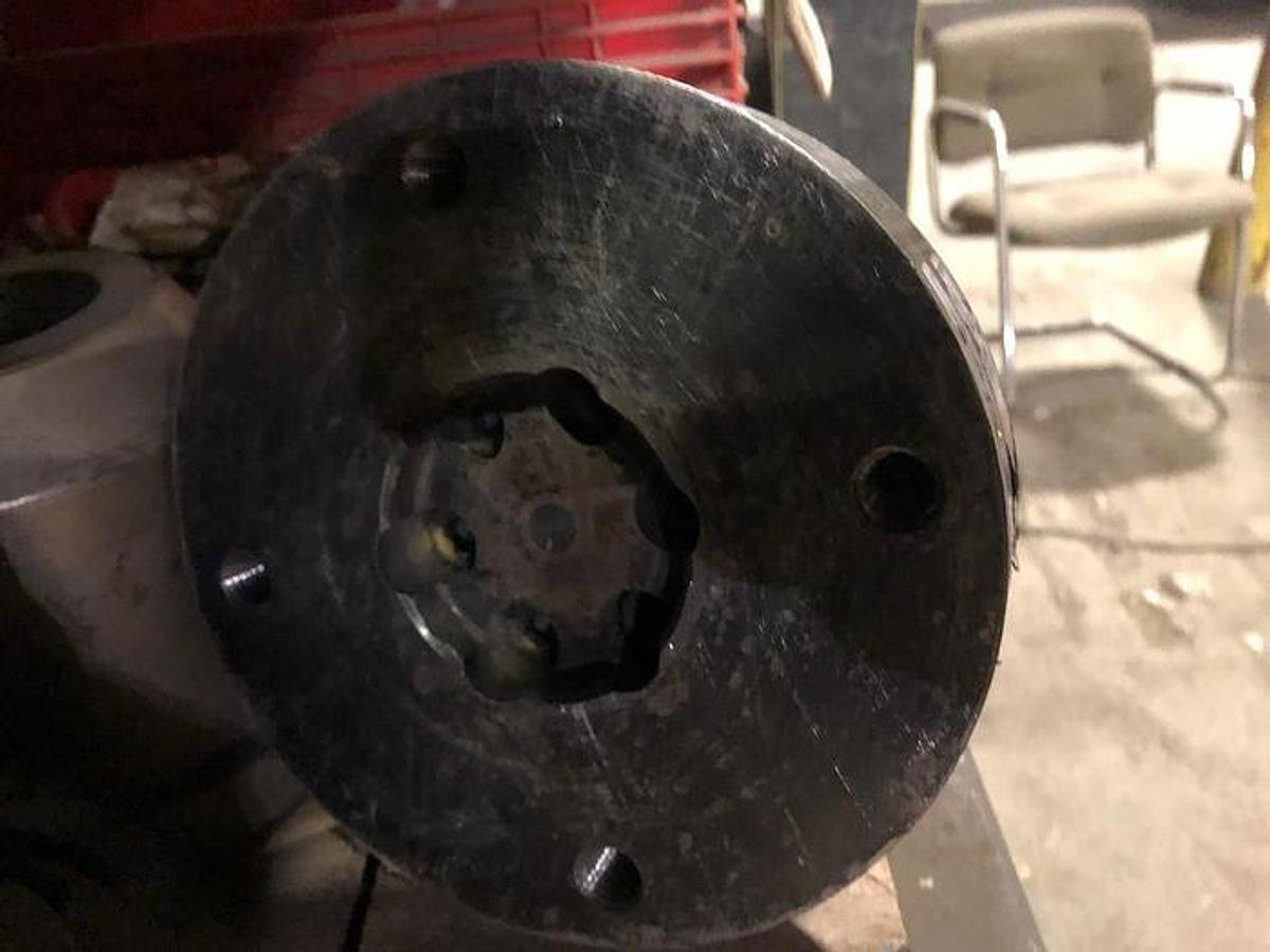 Used Double E 5" Core Chucks, 8 Available