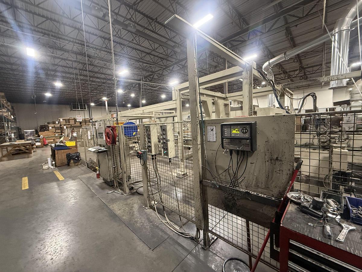 Used 53″ x 122″ Curioni Flexo Folder Gluer (1999) – 2 Color – SUN Lead Edge Feeder – Valco Glue – Computerized Setup