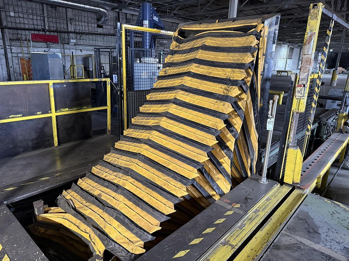 Used Upender, 5,300 lb Capacity