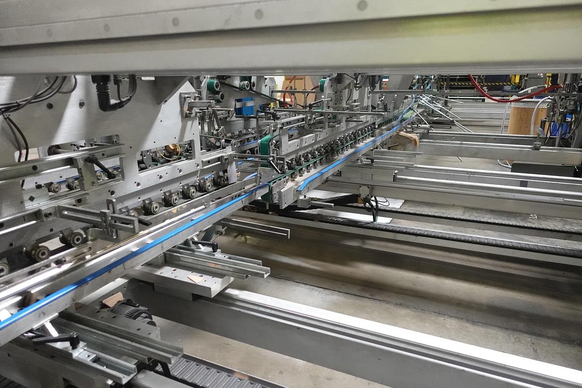 Used 2011 J&L / Alliance SFG 4300/170 Specialty Folder Gluer, 170"