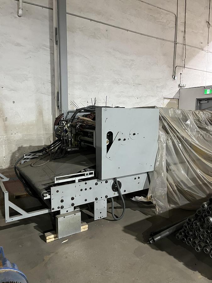 Used VEGA MAXI-225 89” Corrugated Specialty Gluer "Straight Line"