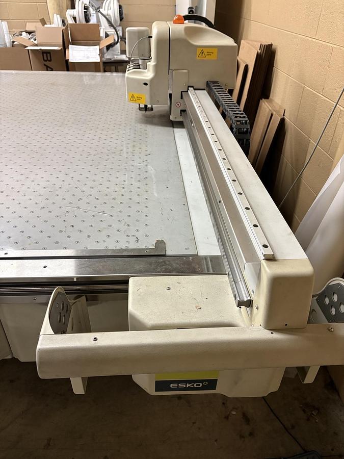 Used ESKO Kongsberg XL44 Digital Cutting Table