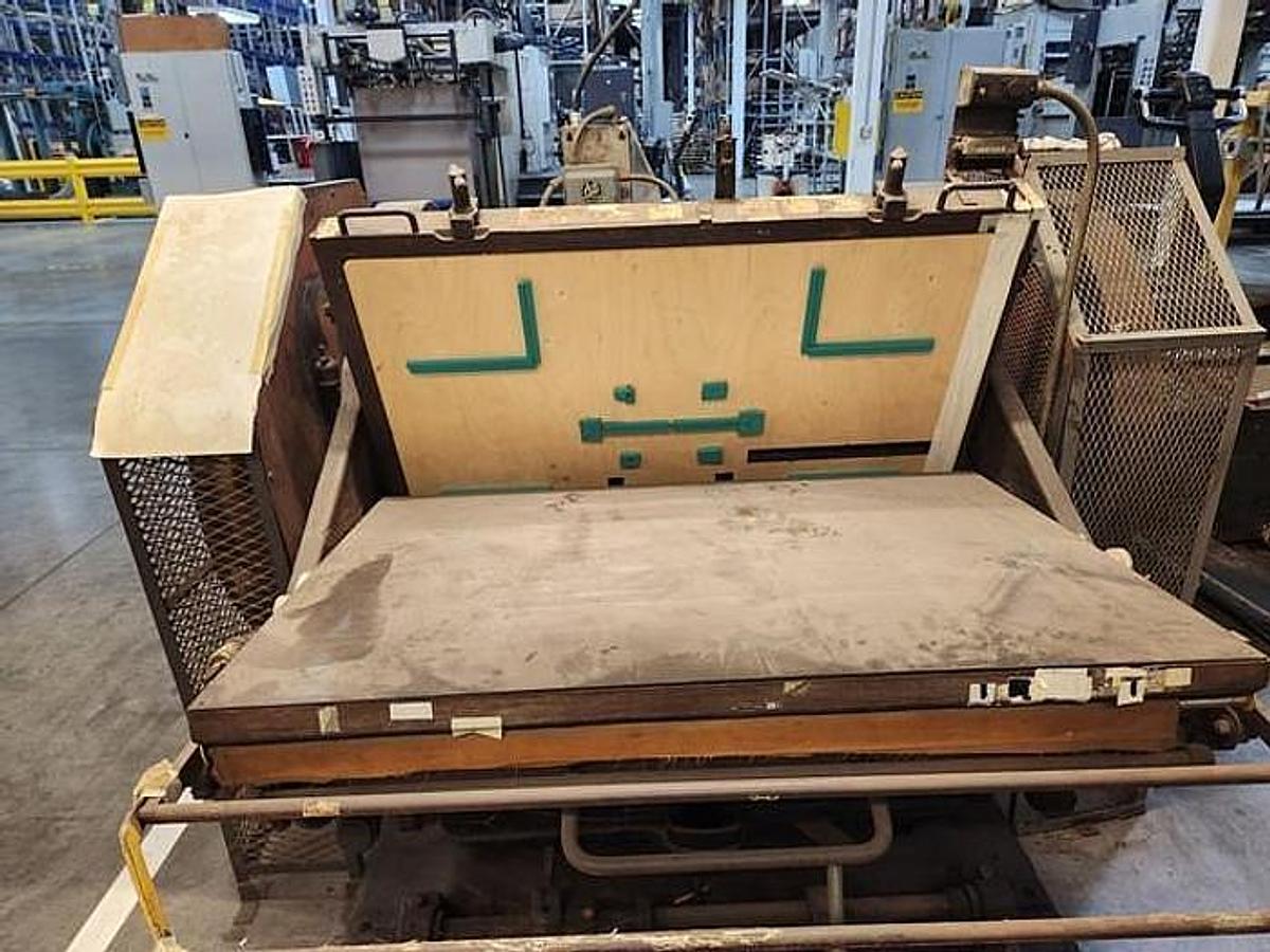Used Thomas-National Clamshell Die Cutter, 30" x 40" Platen