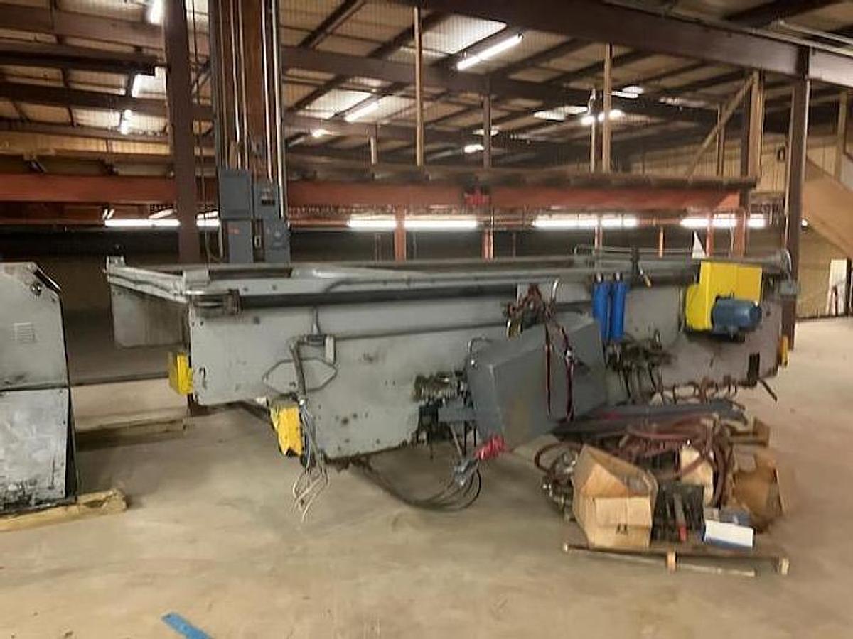 Used 72" Marquip Dual Unwind with Splicer 72" Diameters