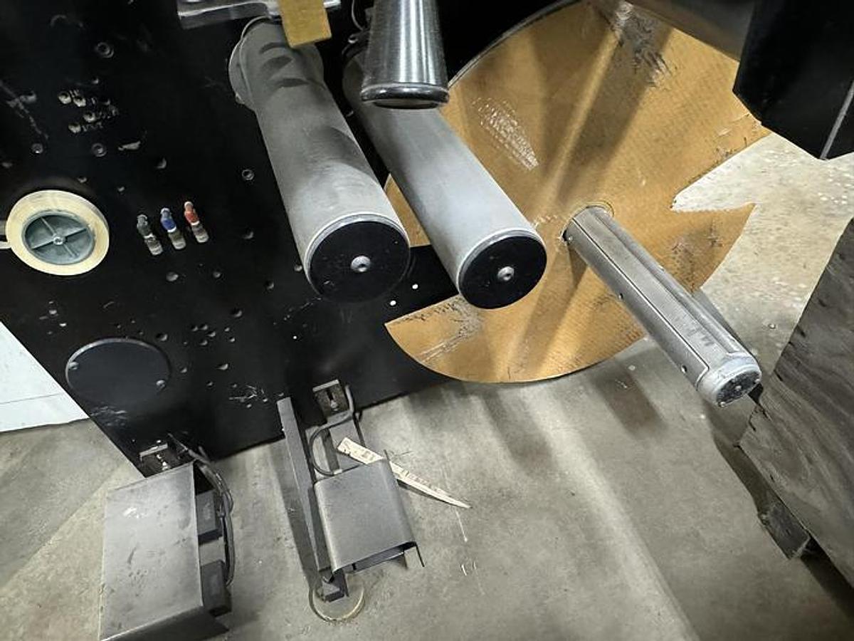 Used Rotoflex VSI 330 13" Shear Slitter Rewinder