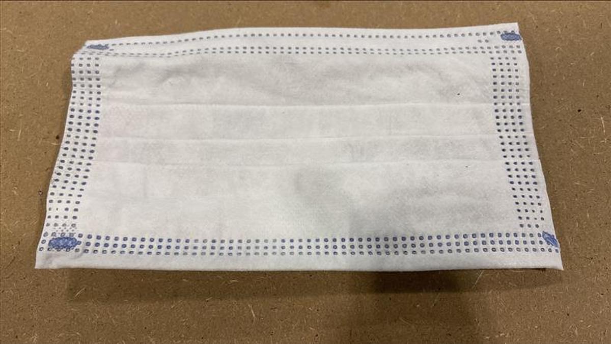 Used Bluewrist 4 Ply Surgical Mask Converting Line