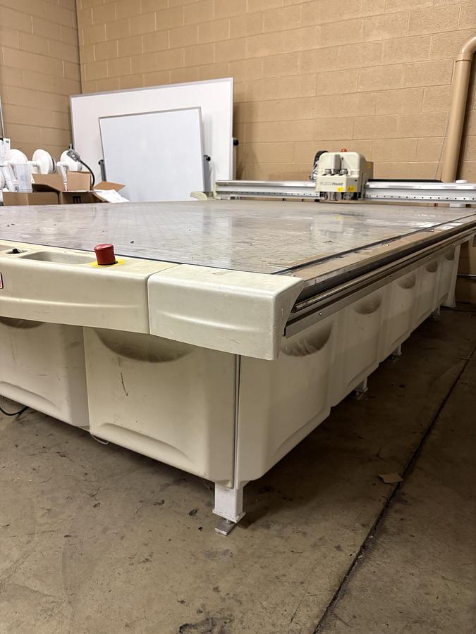 Used ESKO Kongsberg XL44 Digital Cutting Table