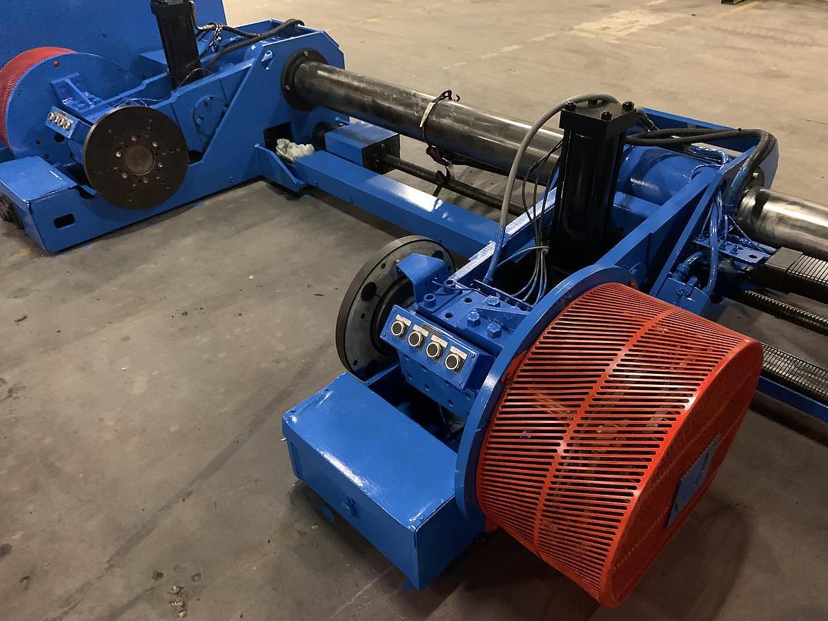 Used 87" Jagenberg Shaftless Floor Pick Up Unwind Stand Model SE-15 60" OD Roll Capacity