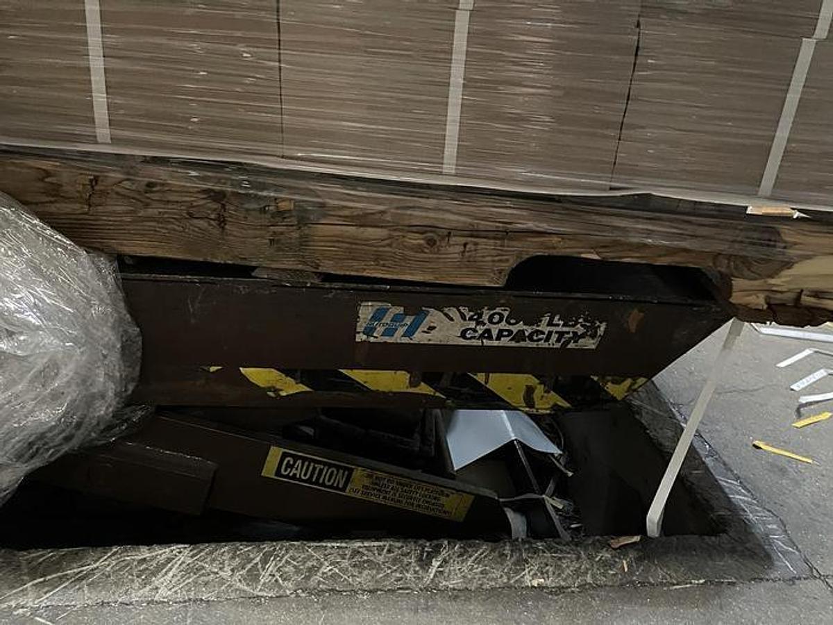 Used Southworth 4,000 lb Lift Table