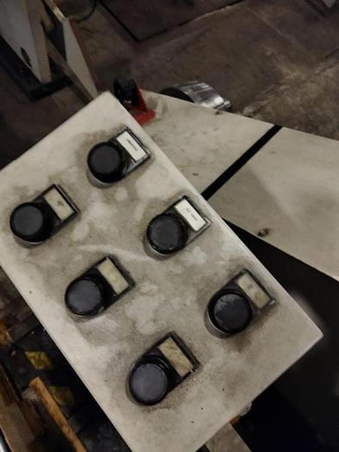 Used 60" Feec Shaftless Floor Pick Up Unwind Stand