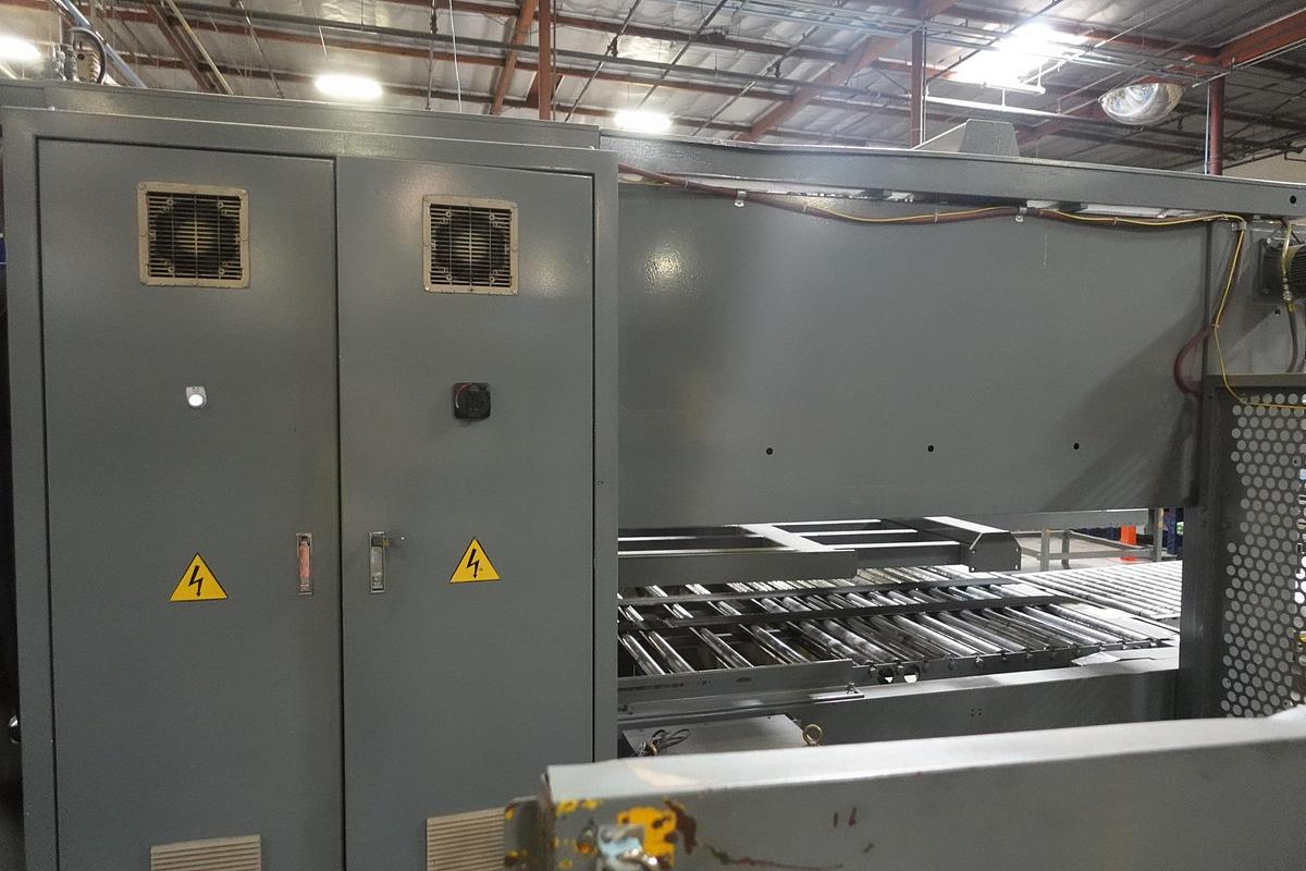Used 2009 Latitude PP3 50" x 110" 4-Color Flexo Folder Gluer