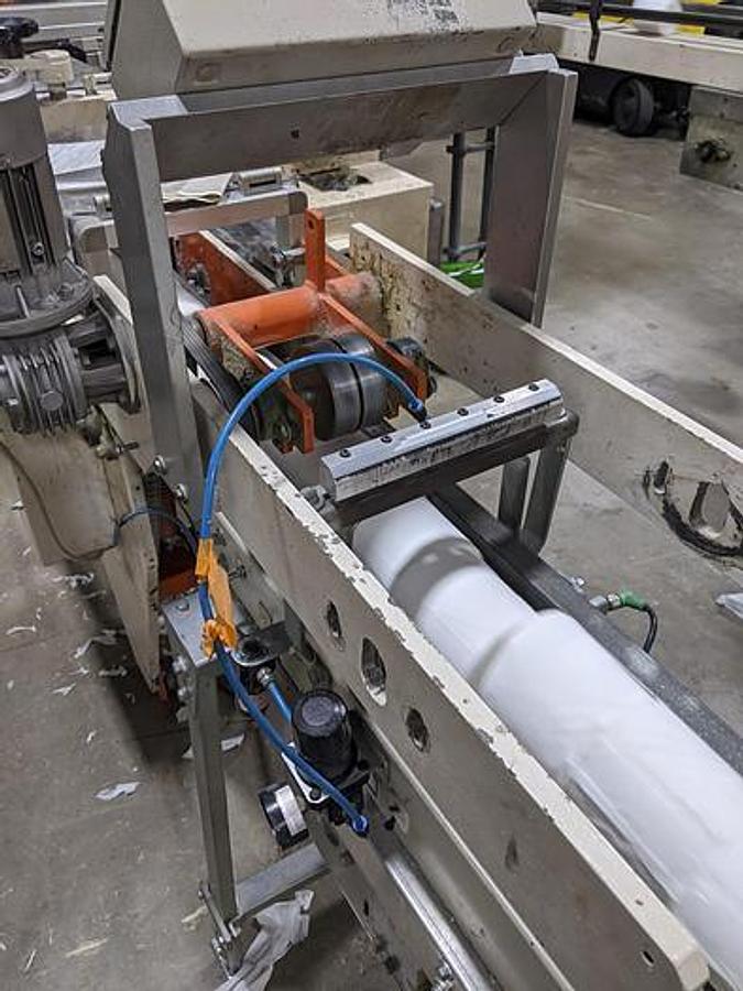 Used 91" Perini 813 Bathroom Tissue / Kitchen Towel Converting Line - 1992