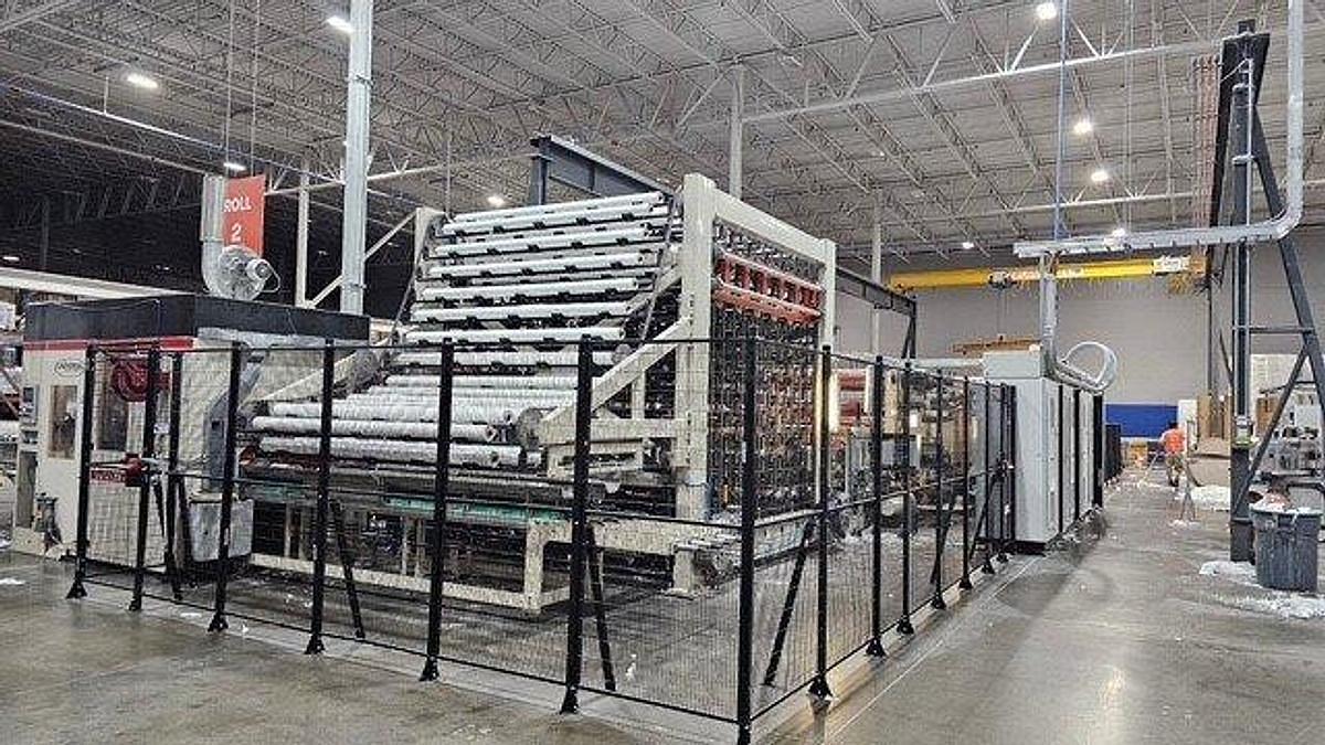 Used 108" Universal Tissue Technology BRT/KRT Rewinding Line W/4 Lane Log Saw Mfg 2016
