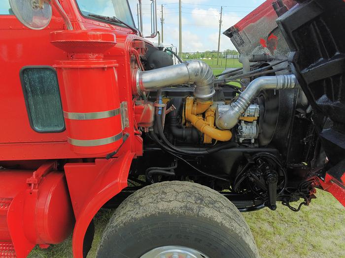 Used 2006 PETERBILT 357