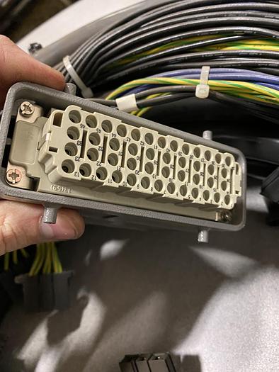 FANUC ROBOT CABLE A660-4003-T929#L15R03 RM1 STD B-CAB FLEX