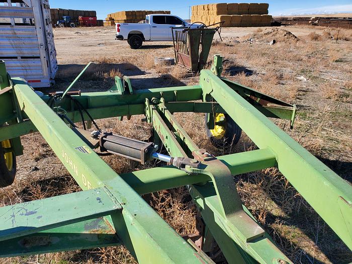 Used John Deere 965 Switch Plow - 8 Bottom