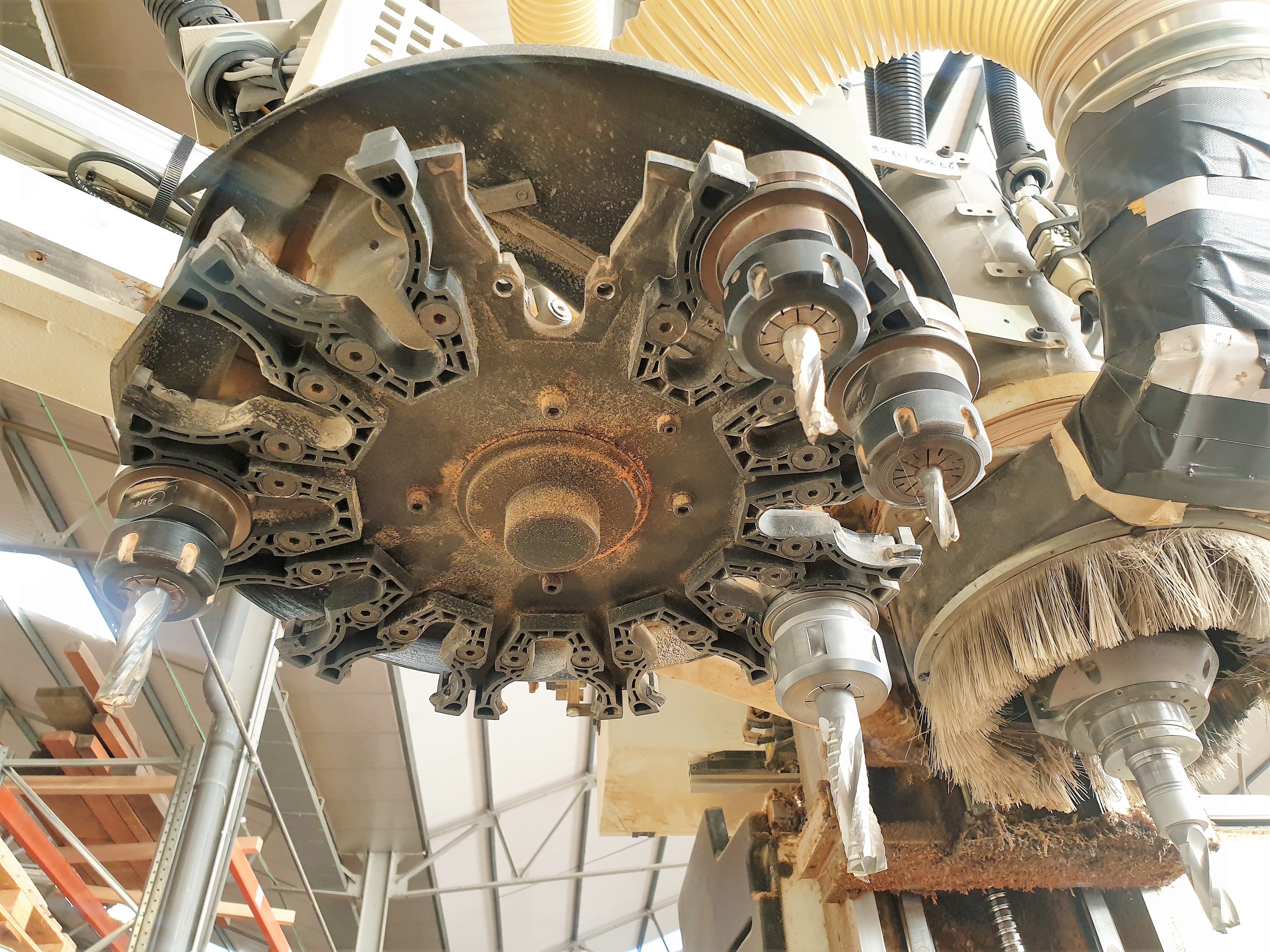 Gebruikt 2000 SCM Record 240