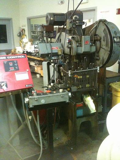 Used 8 Ton, V & O, No. 01S , 1975 HIGH SPEED PRESS