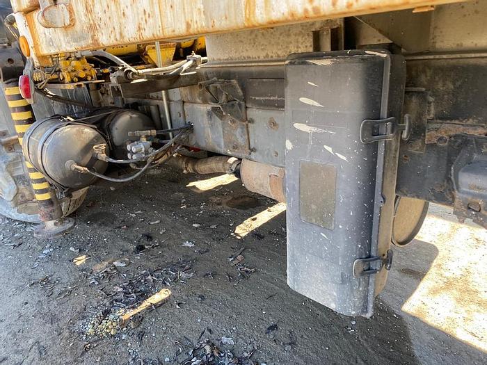 Gebruikt 1987 VOLVO FL6.11 kipper /crane