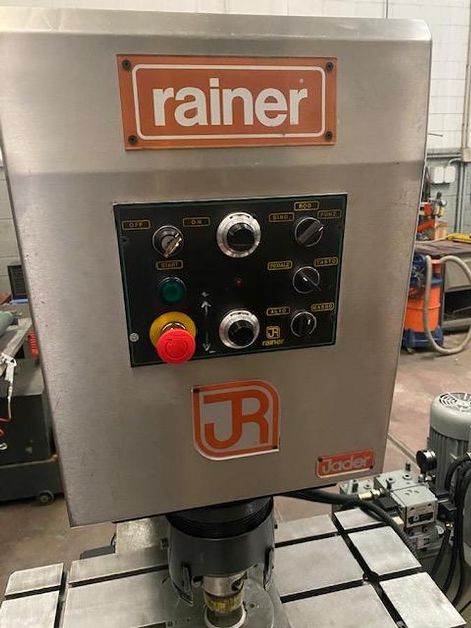 Usato PUNZONATRICE IDRAULICA MANUALE RAINER