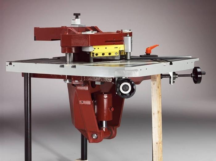 EUROMAC: Tranciatrici