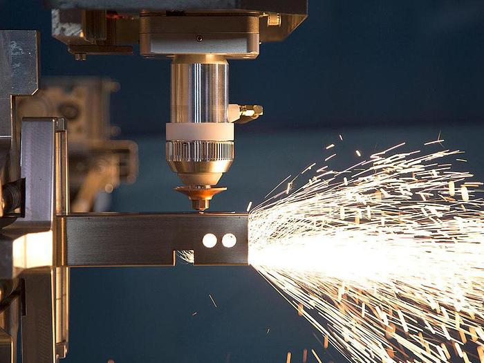 CY LASER: Sistemi di taglio laser in fibra ottica per tubi