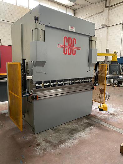 Usato PIEGATRICE IDRAULICA CBC