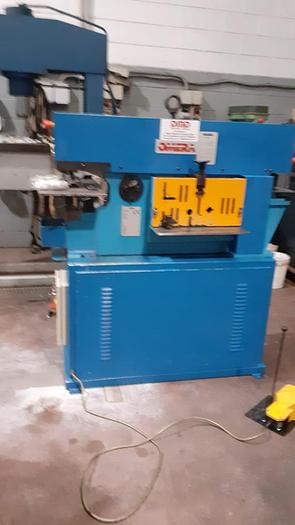 Usato PUNZONATRICE CESOIA UNIVERSALE OMERA