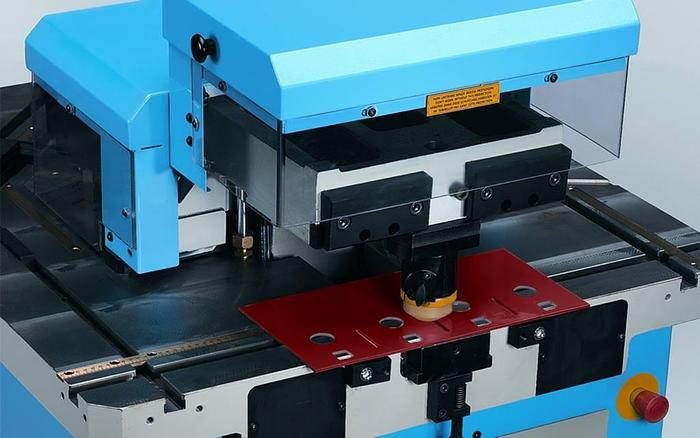 EUROMAC: Tranciatrici