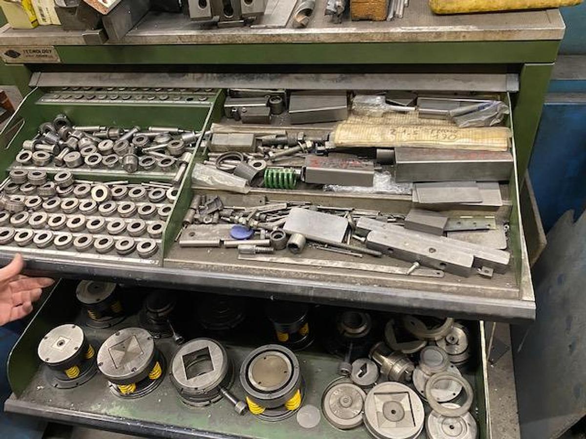 Usato PUNZONATRICE MECCANICA TECNOLOGY