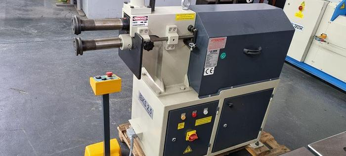 Usato Bordatrice VIBITECH modello IBKS 2.5 a norme "CE".