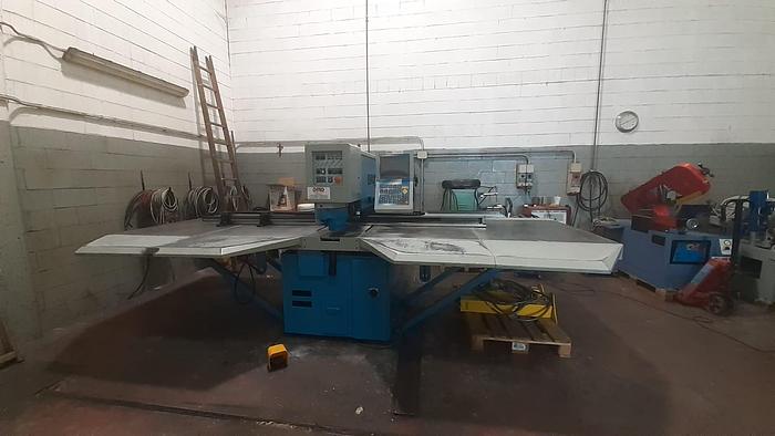 Usato PUNZONATRICE EUROMAC