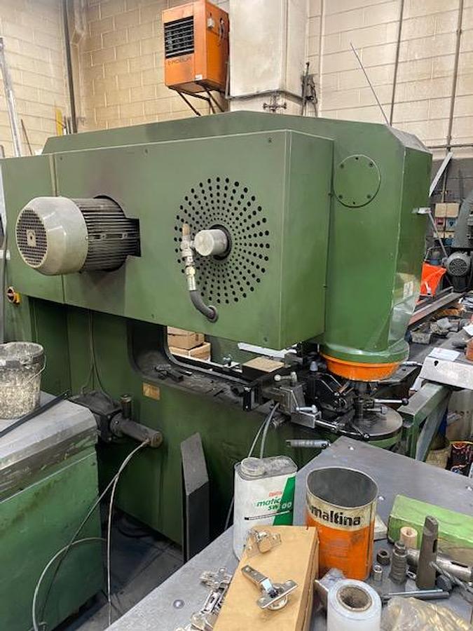 Usato PUNZONATRICE MECCANICA TECNOLOGY
