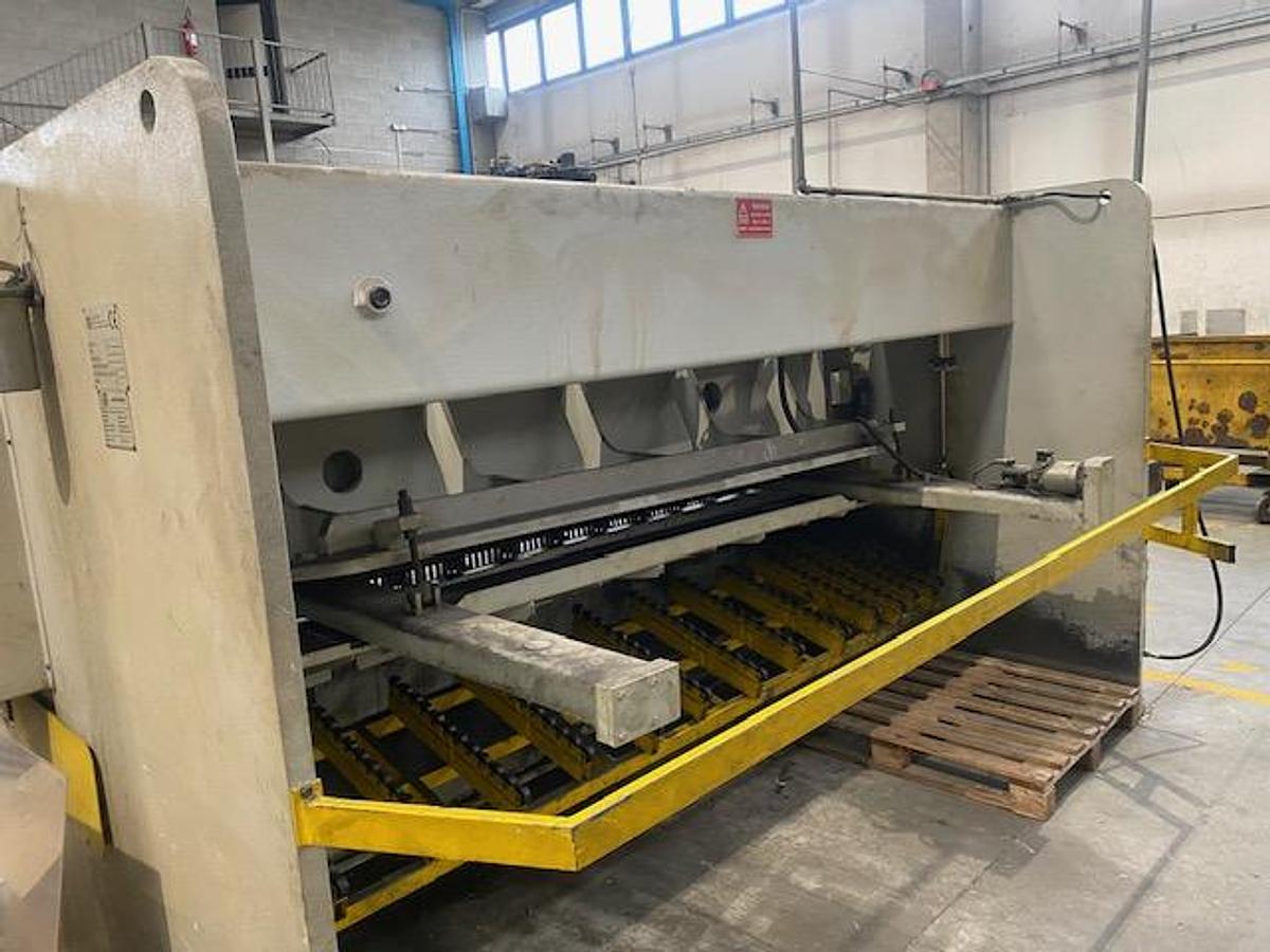 Usato CESOIA IDRAULICA CBC