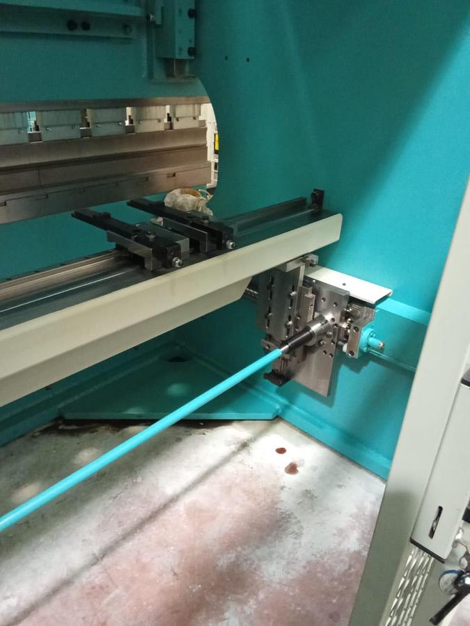 Usato PIEGATRICE IDRAULICA VIMERCATI