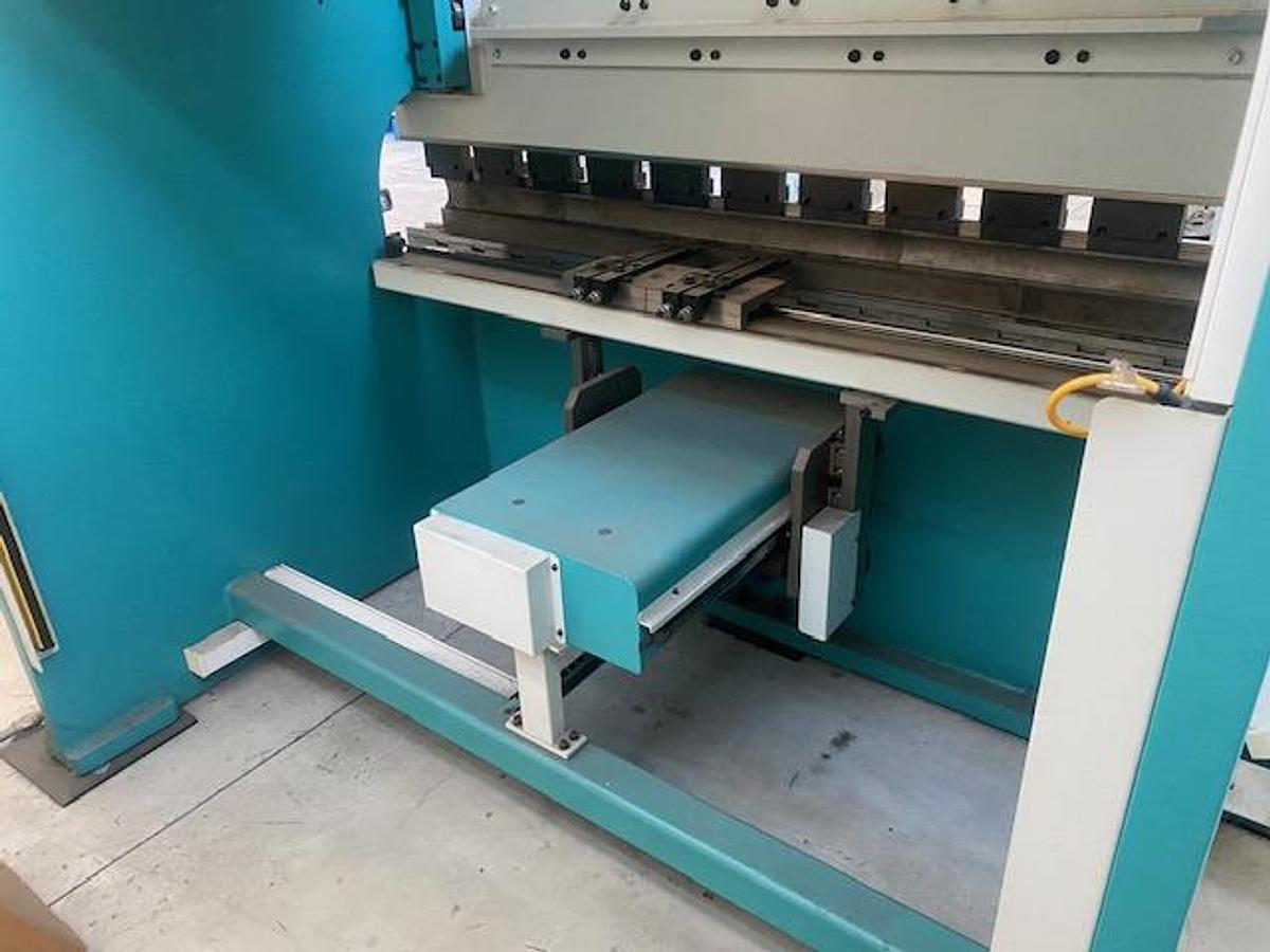 Usato PIEGATRICE ISRAULICA VIMERCATI