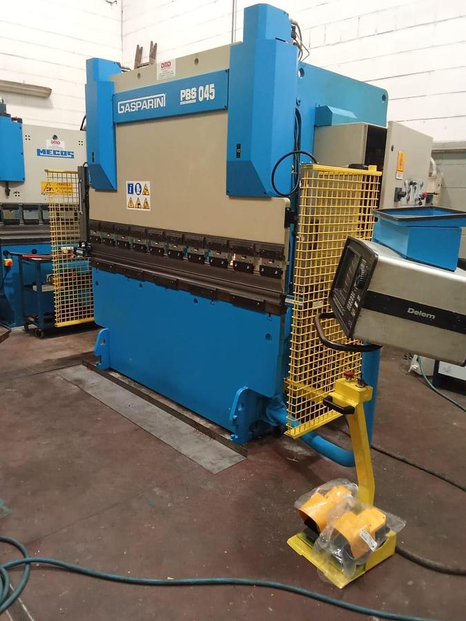 Usato PIEGATRICE IDRAULICA GASPARINI