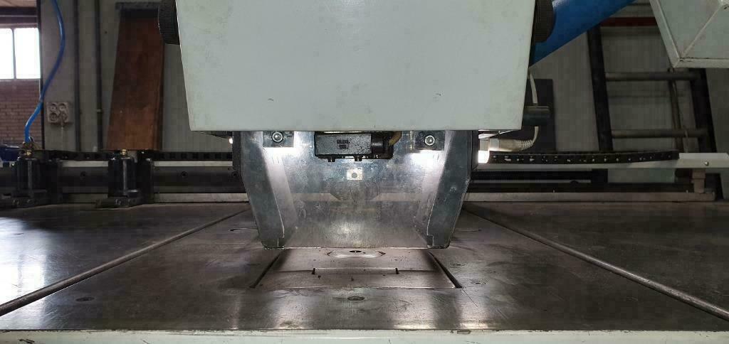 Gebruikt 1995 Euromac CX 750/30 CNC