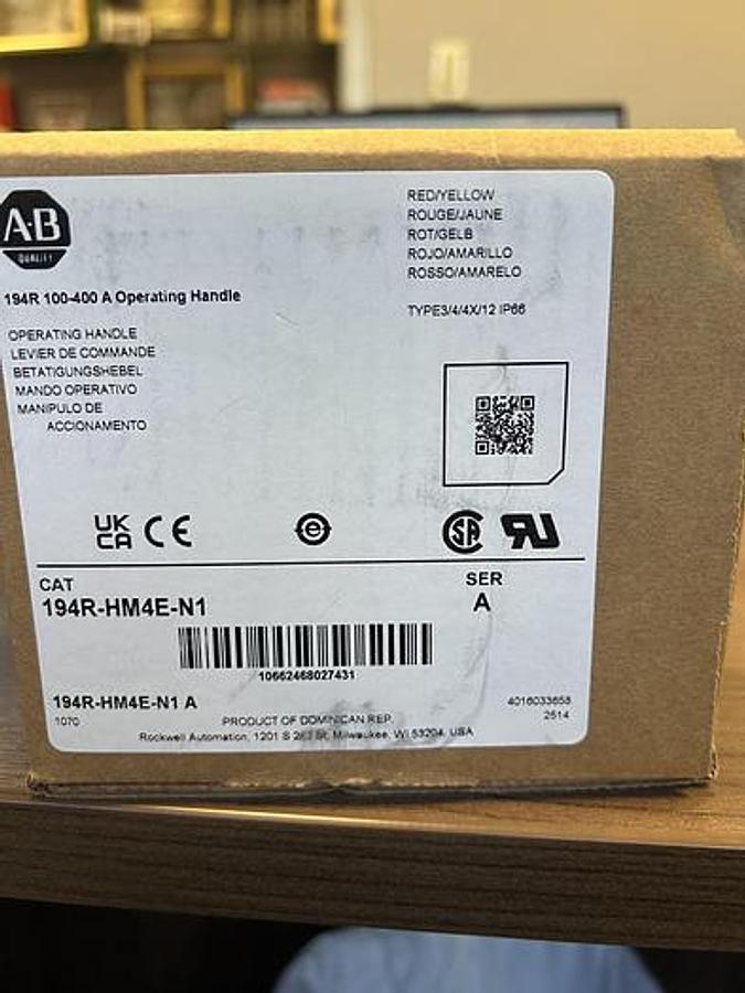 Used Allen Bradley Allen Bradley 194R-HM4E-N1 194R 100-400 A Operating Handle