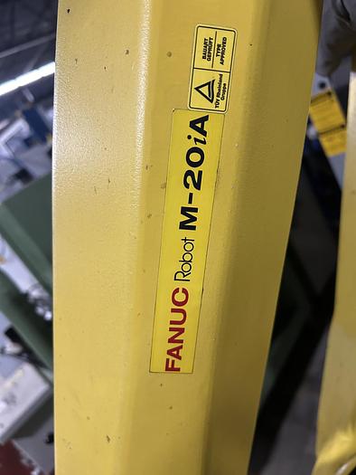 Used FANUC ROBOT M-20IA
