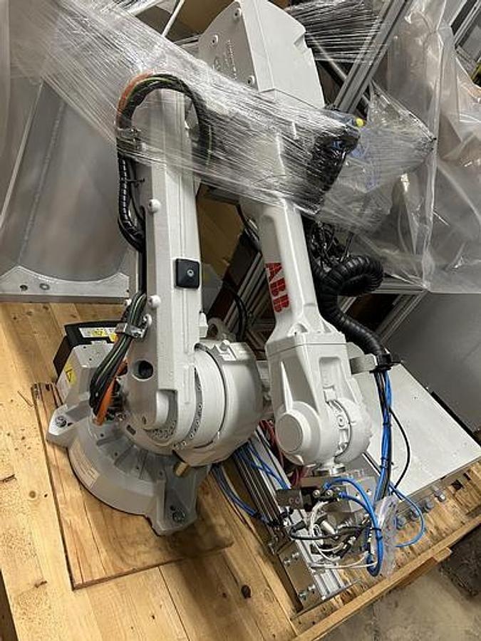 Used 2020 ROBOT - ABB Optimol Optigear BM100