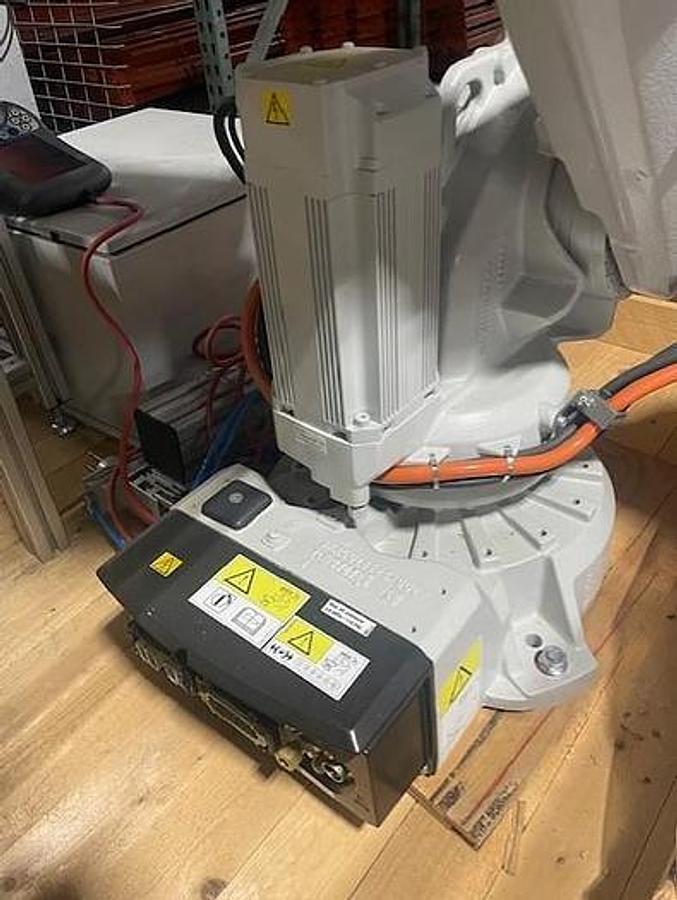 Used 2020 ROBOT - ABB Optimol Optigear BM100