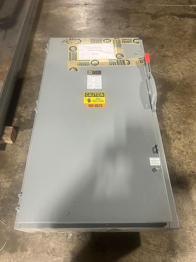 Used 2015 Titan Central Chiller TP-120A-43HFX
