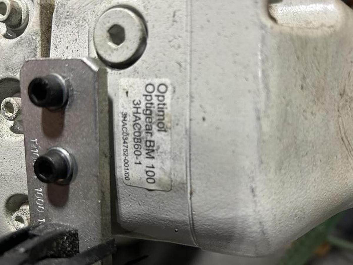 Used 2019 ROBOT - ABB Optimol Optigear BM100