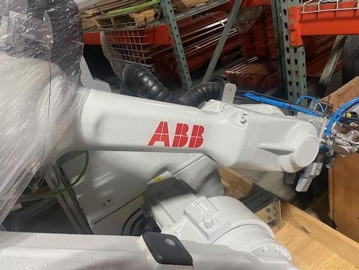 Used 2020 ROBOT - ABB Optimol Optigear BM100