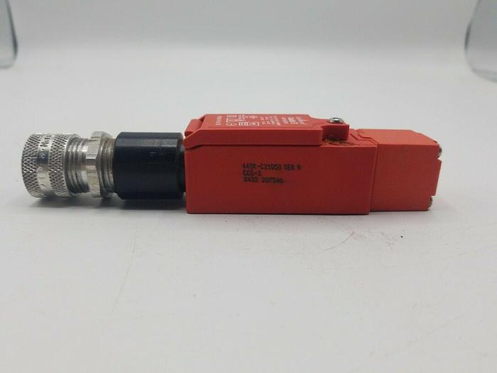 Used ALLEN BRADLEY 440K-C21050 Ser A