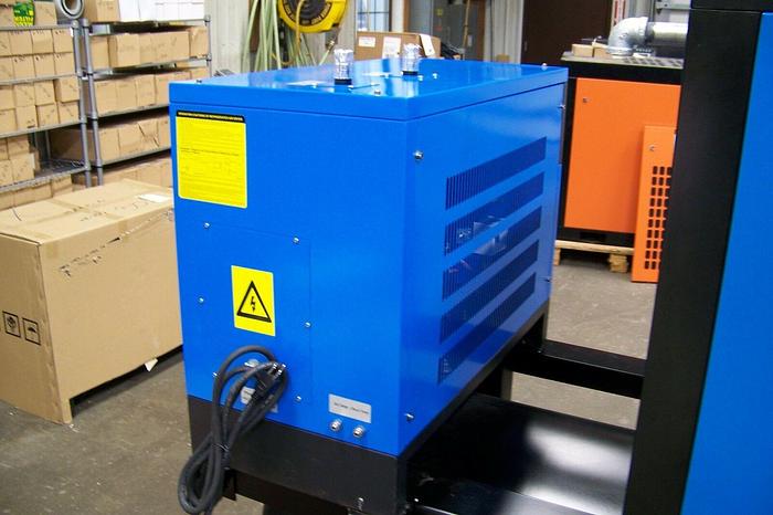 AIR-MAX 10hp VSD 220V Rotary Screw Air Compressor dryer/filters/120t 12 yr warta