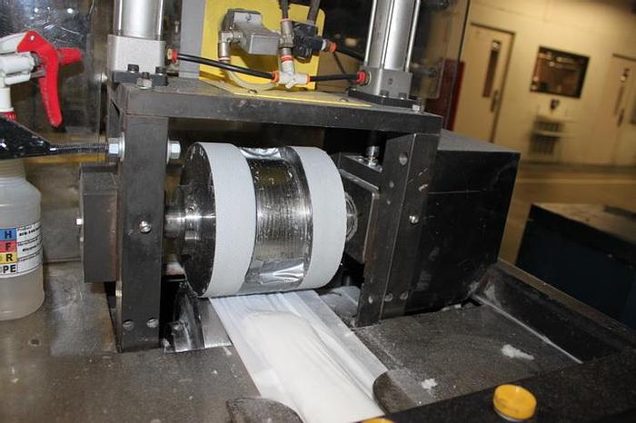 Used MOLNYCKE SANITARY PAD LINE OVERNIGHT SIZE 178 FPM