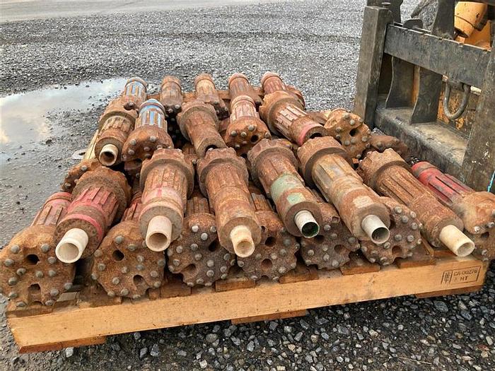 Used Lot of 24 QL60 Shank Hammer Bits